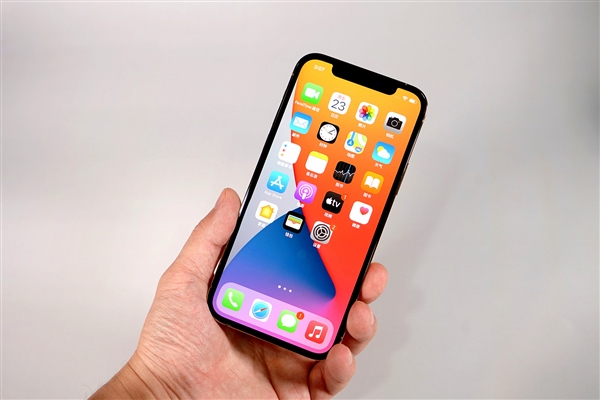 港口镇苹果手机维修分享iOS 14.2修订版已到，专属iPhone 12系列 